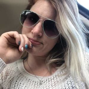 Meet your Posher, Valerie